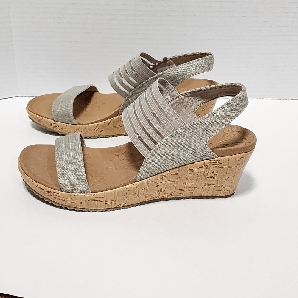 Skechers Wedge Platform Sandals ‎ Women's Size 8  Cali Luxe-Foam Beige  Neutral